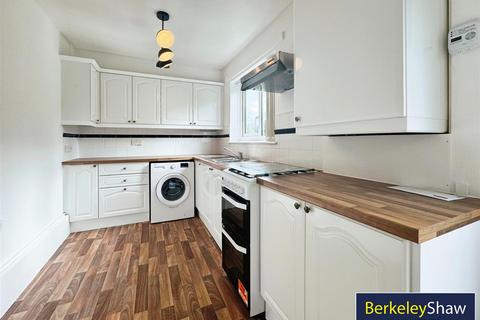 2 bedroom apartment for sale, Dowhills Park, Blundellsands, Liverpool