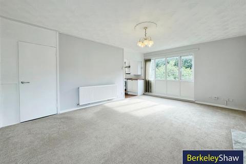 2 bedroom apartment for sale, Dowhills Park, Blundellsands, Liverpool