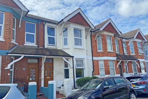 3 bedroom house to rent, Belmore Road, Eastbourne