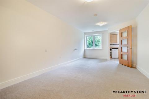 1 bedroom apartment for sale, Cross Penny Court, Cotton Lane, Bury St. Edmunds, IP33 1XY