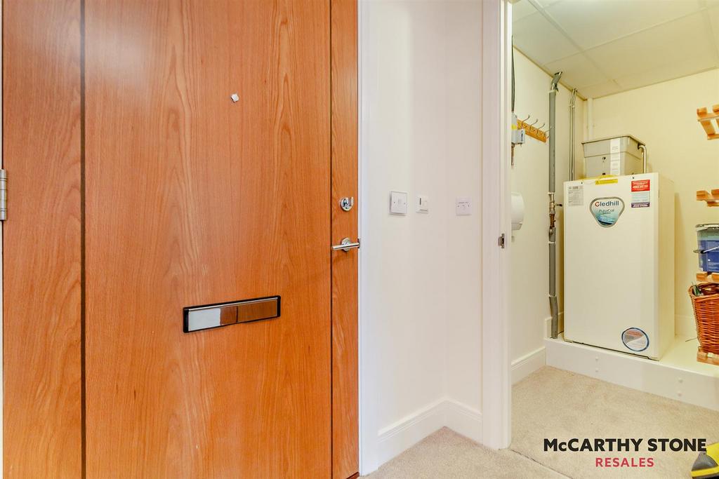8612526-interior08-800.jpg