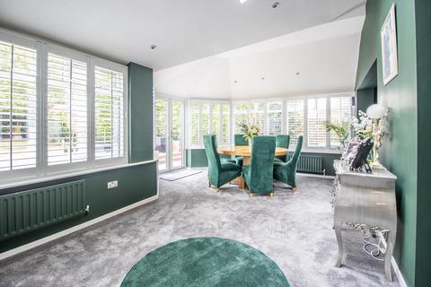 22 Central Avenue, Rochford, SS4 3BQ