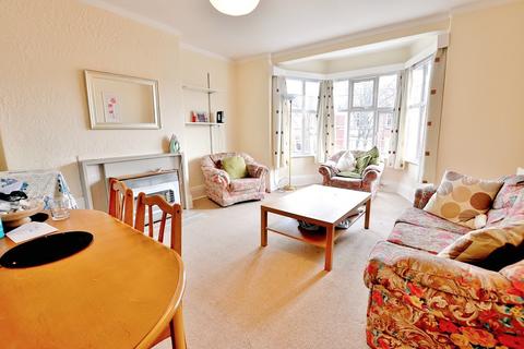 3 bedroom apartment to rent, Eskdale Mansions, Jesmond, Newcastle Upon Tyne