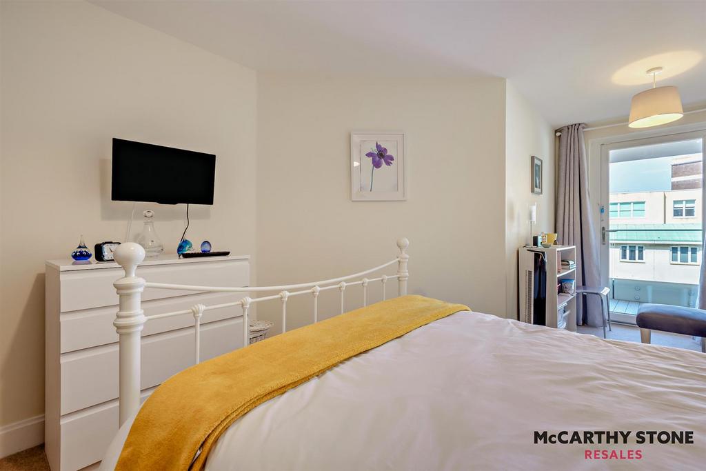 8615072-interior14-800.jpg