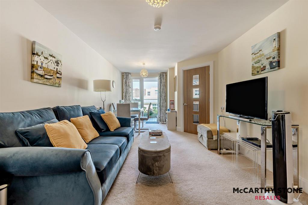 8615072-interior04-800.jpg