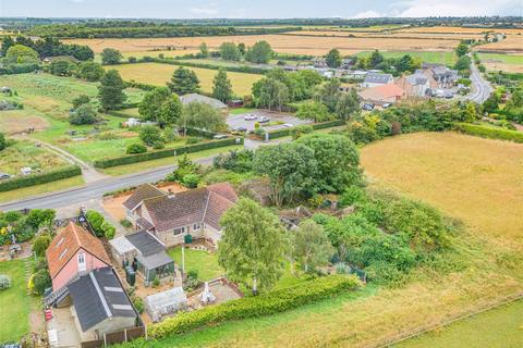 4 bedroom detached bungalow for sale, Fordham Road, Freckenham IP28