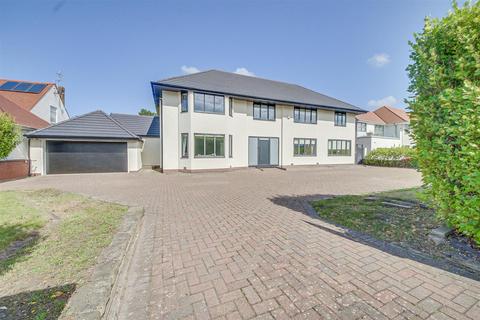 4 bedroom detached house for sale, Waterloo Road, Southport PR8