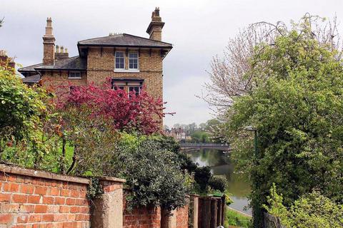 2 bedroom apartment for sale, Victoria Street, Castlefields, Shrewsbury