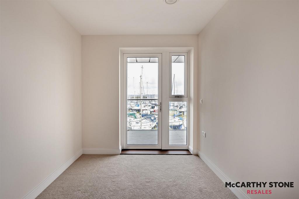 8611719-interior15-800.JPG