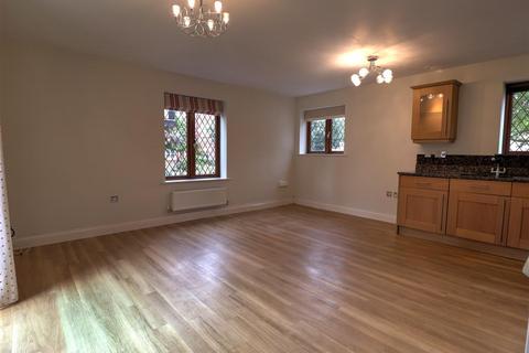 2 bedroom flat to rent, Elgin Gardens, Stratford-Upon-Avon