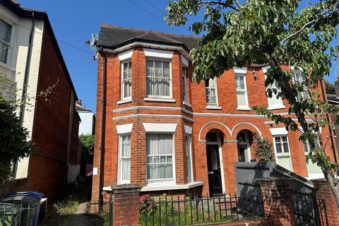 6 bedroom semi-detached house for sale, Cargate Avenue, Aldershot