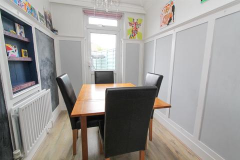 56 Nightingale Road, Carshalton, SM5 2EN