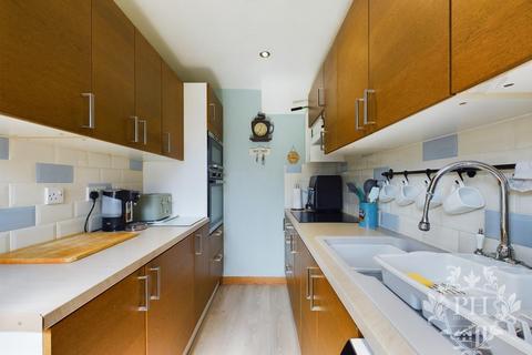 24 Dawlish Green, Middlesbrough, TS4 3NW