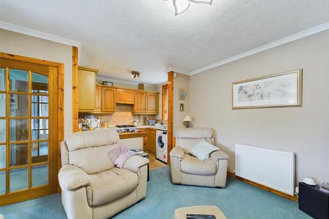 April Cottage, 8a Oakbank Road, Perth, PH1 1DG