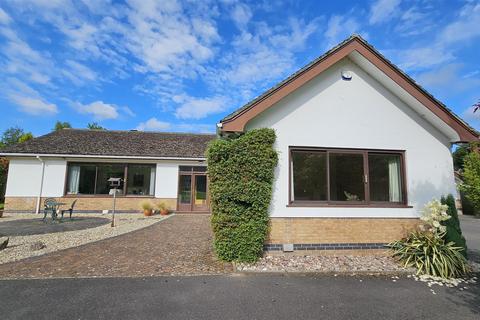 5 bedroom detached bungalow for sale, Tall Trees, 4 Bank Hill, Woodborough