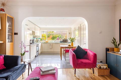 31 Beachgrove Road, Bristol, BS16 4AU