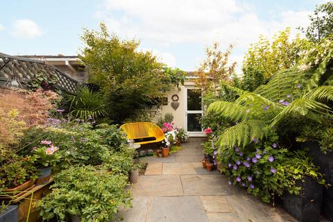 31 Beachgrove Road, Bristol, BS16 4AU