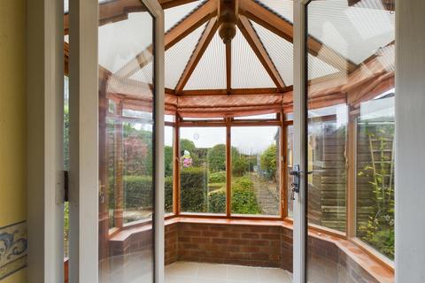 30 Castle Road, Thornton Le Dale, Pickering, YO18 7TR