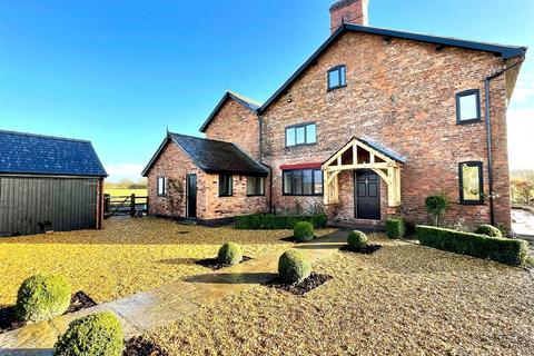 5 bedroom detached house to rent, Dymocks Mill Lane, Oldcastle, Malpas