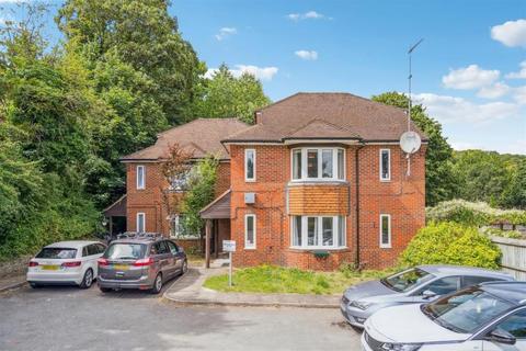 2 bedroom maisonette for sale, Totteridge Road, High Wycombe HP13