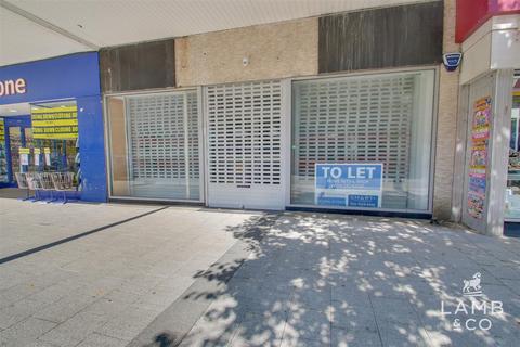 Retail property (high street) to rent, Pier Avenue, Clacton On Sea CO15