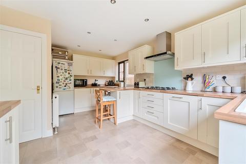 4 bedroom detached house for sale, Waterworks Road, Winchester SO21