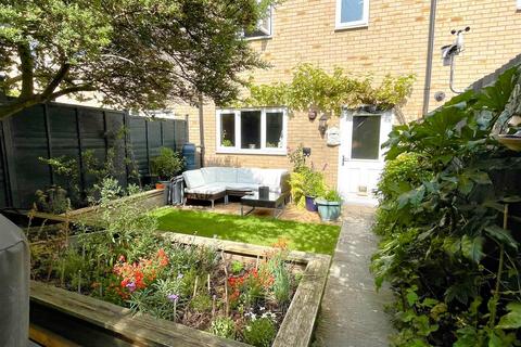 2 bedroom terraced house for sale, Paynes Field, Barnack