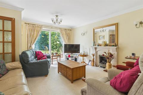 3 bedroom detached house for sale, Frobisher Drive, Stevenage SG2