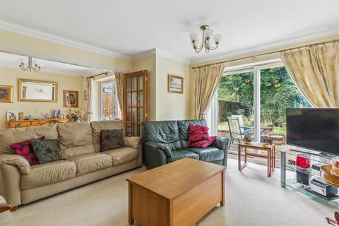 3 bedroom detached house for sale, Frobisher Drive, Stevenage SG2