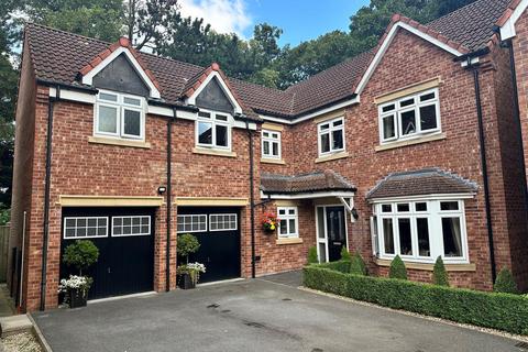 4 bedroom detached house for sale, Cleminson Gardens, Cottingham