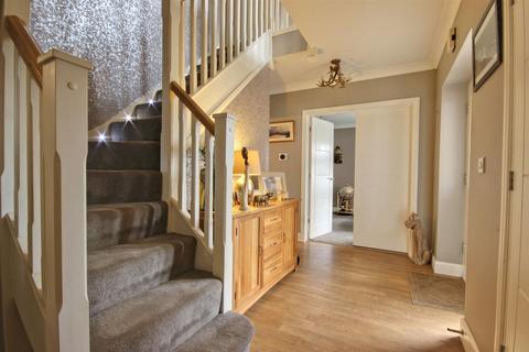 4 bedroom detached house for sale, Cleminson Gardens, Cottingham