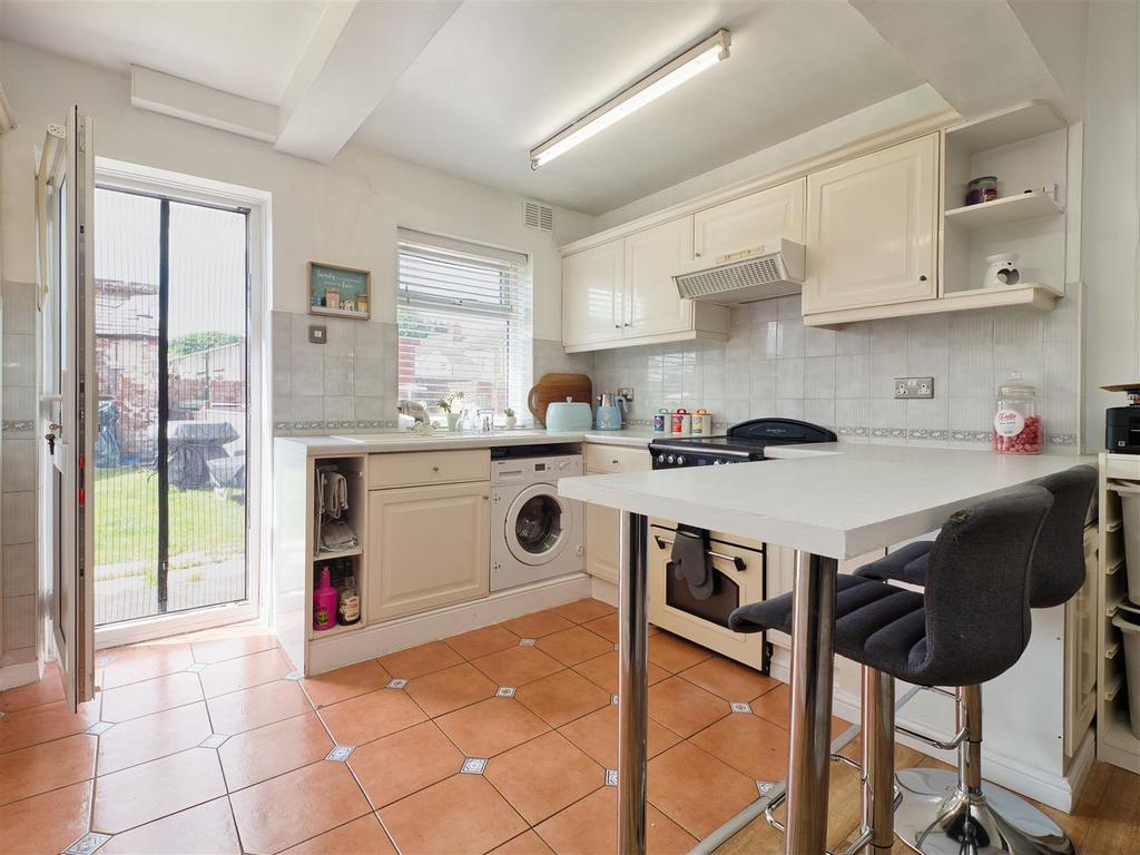 Breakfast kitchen