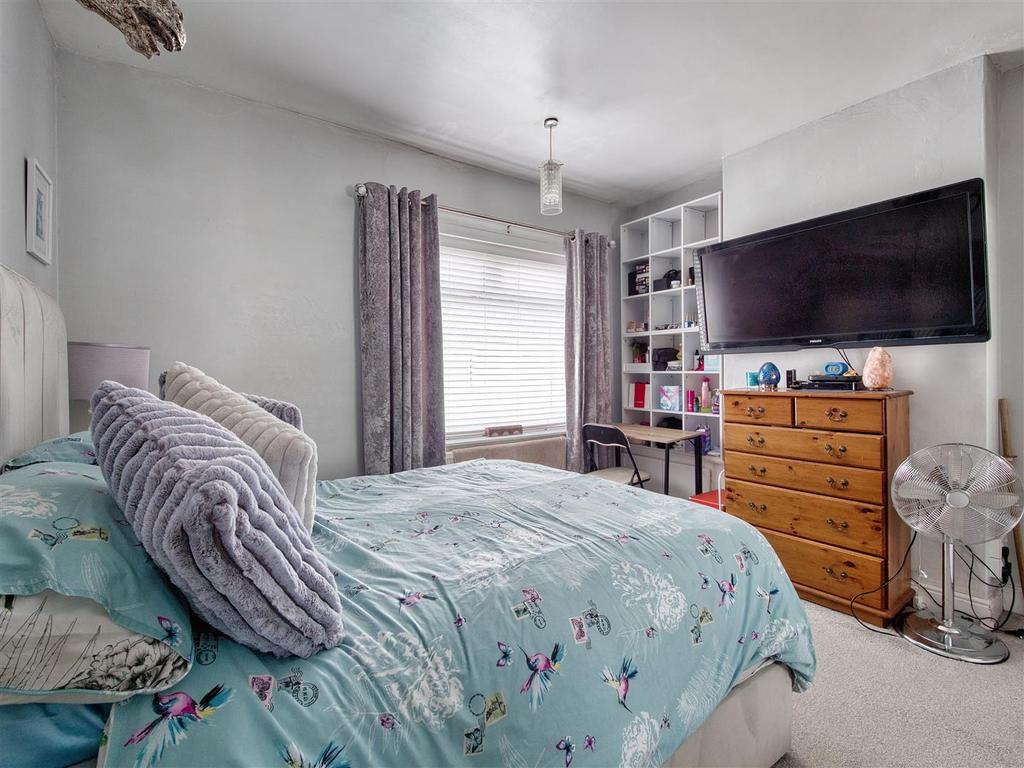Bed 1