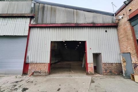 Warehouse to rent, Bazaar Street, Salford