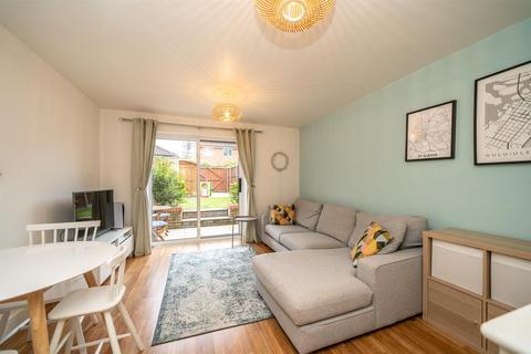 52 Bencroft Road, Hemel Hempstead, HP2 5UY
