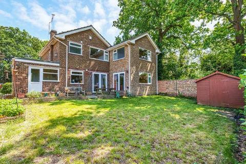 20 Caroline Way, Frimley, Camberley, GU16 8LW