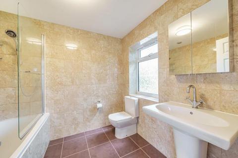 20 Caroline Way, Frimley, Camberley, GU16 8LW
