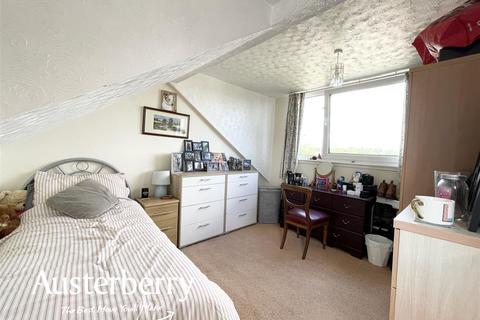32 Beverley Crescent, Forsbrook, Stoke-on-trent, ST11 9DQ