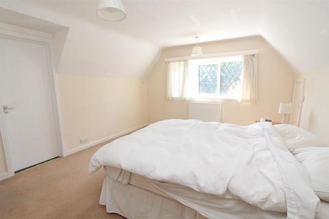 119 Boundary Road, Wallington, SM6 0TE