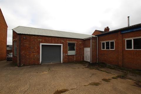 Industrial unit to rent, Victoria Street, Irthlingborough, Wellingborough