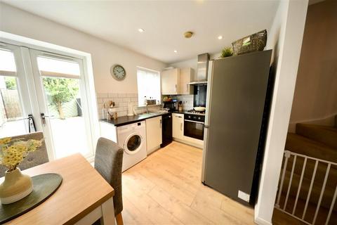 33 Attringham Park, Kingswood, Hull, HU7 3GL