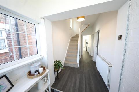 105 Belgrave Drive, Hull, HU4 6DP