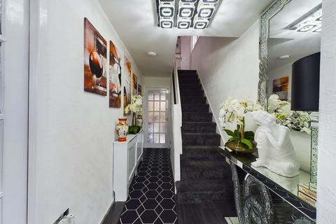 21 Borras Park Road, Wrexham, LL12 7TE