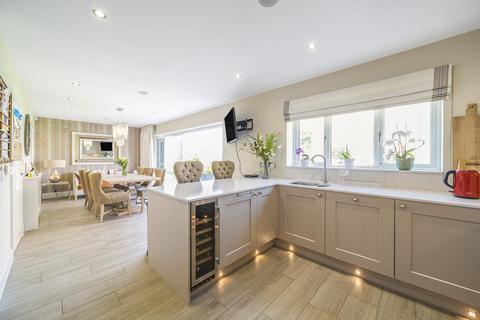 5 bedroom detached house for sale, Willow Crest Road, Cawood