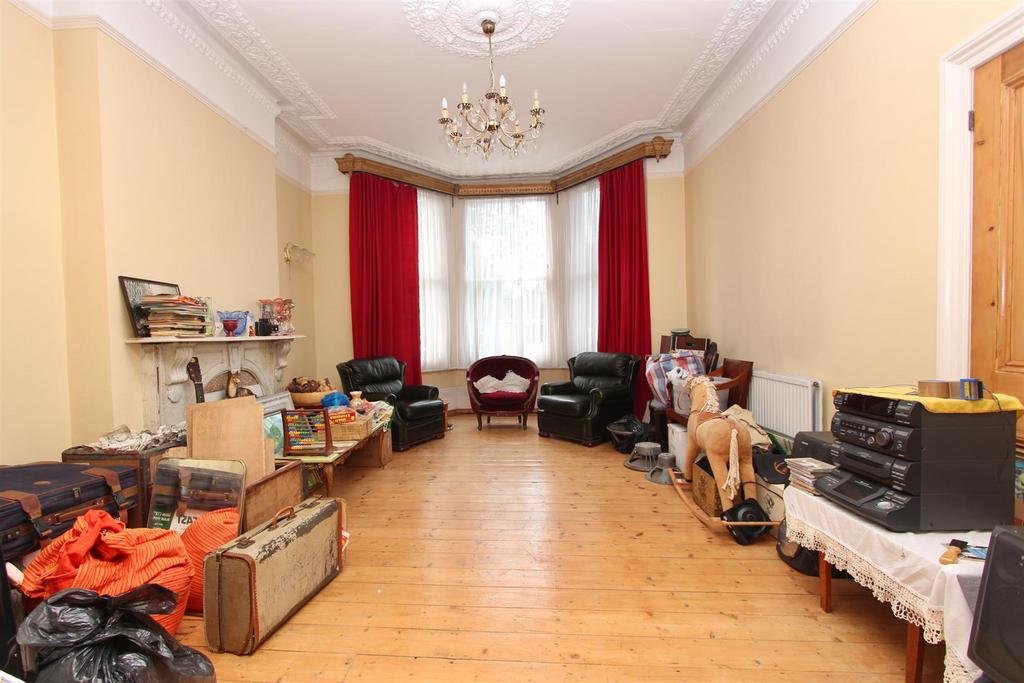 Lordship Road, N16