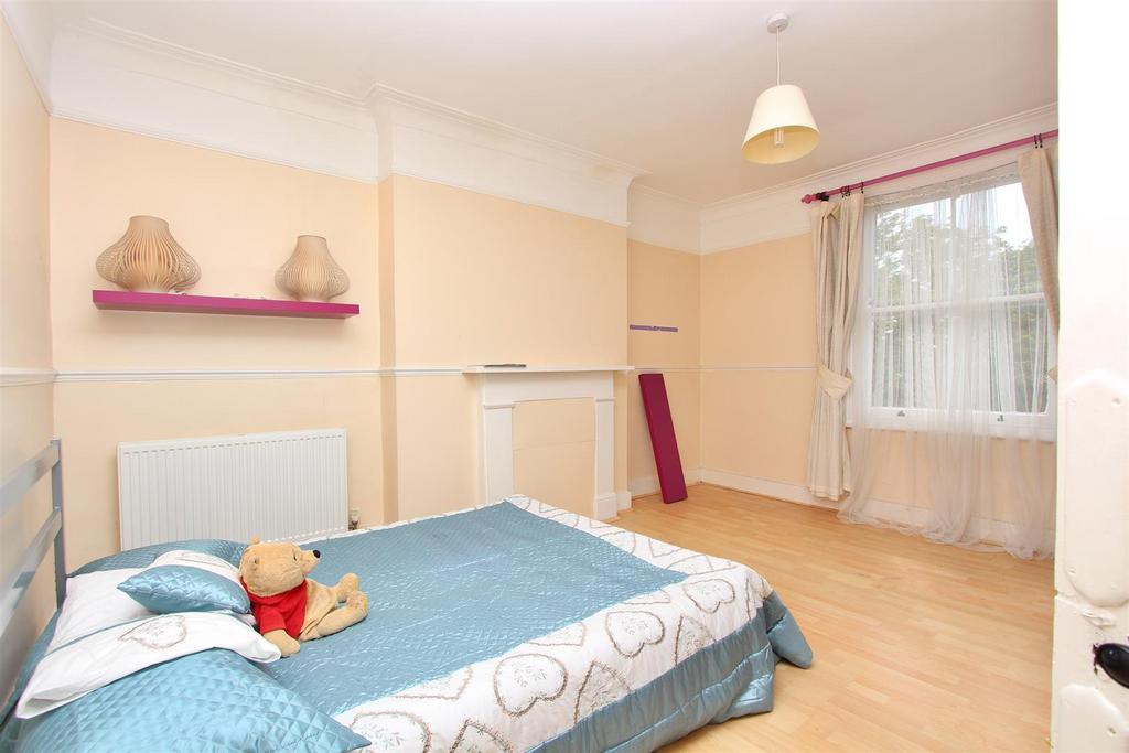Lordship Road, N16