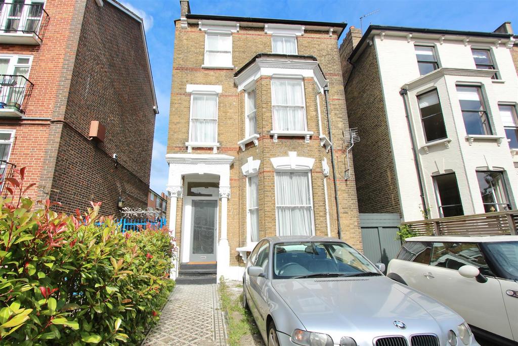 Lordship Road, N16