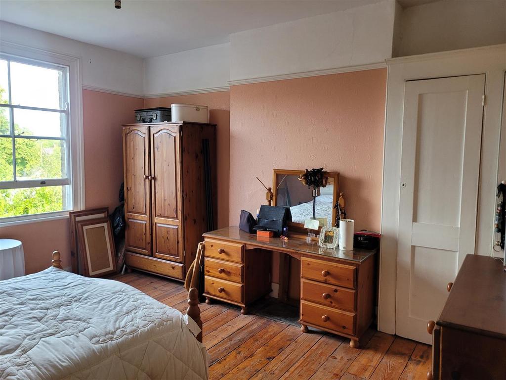Lordship Road, N16
