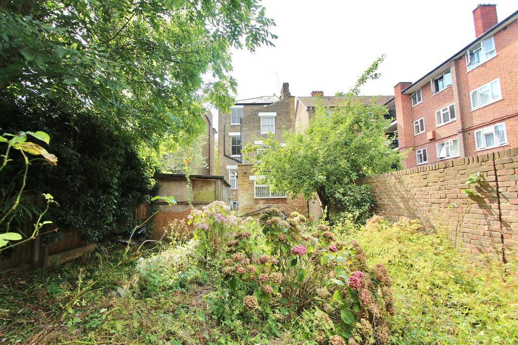 Lordship Road, N16