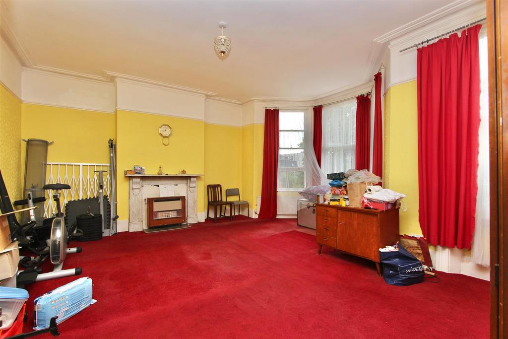 Lordship Road, N16